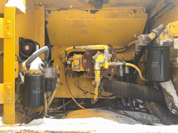 kobelco-sk350-lc-image-9