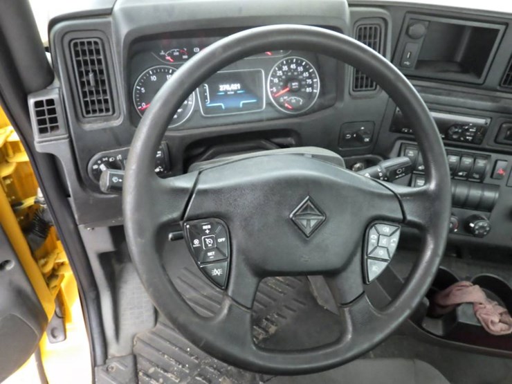 2019-international-lt-image-19