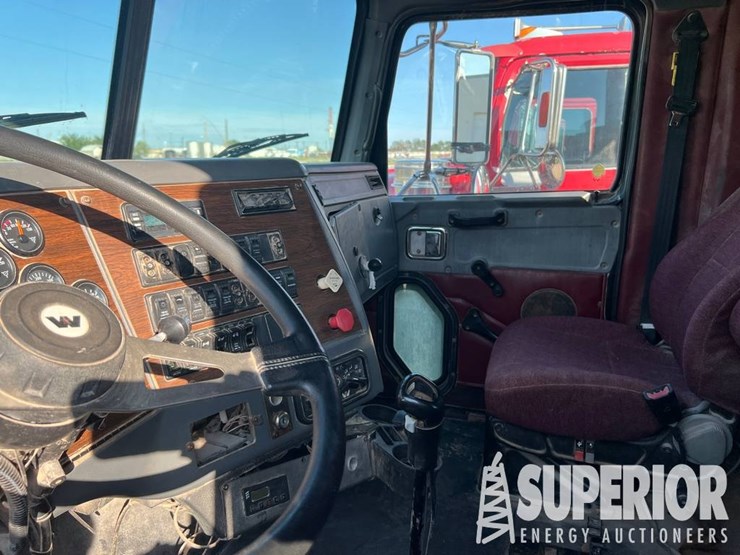 2012-western-star-4900-image-8