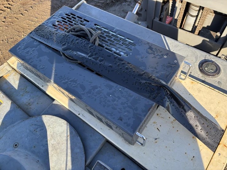 1979-crown-25wbtl-image-18