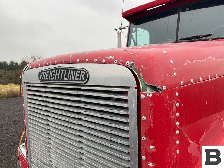 1993-freightliner-fld120-image-11