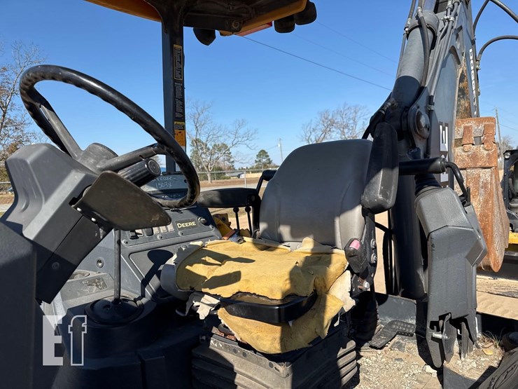 2016-deere-310sl-image-21