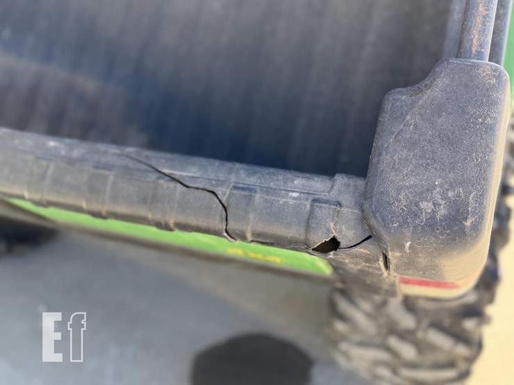 john-deere-gator-xuv-835m-image-31