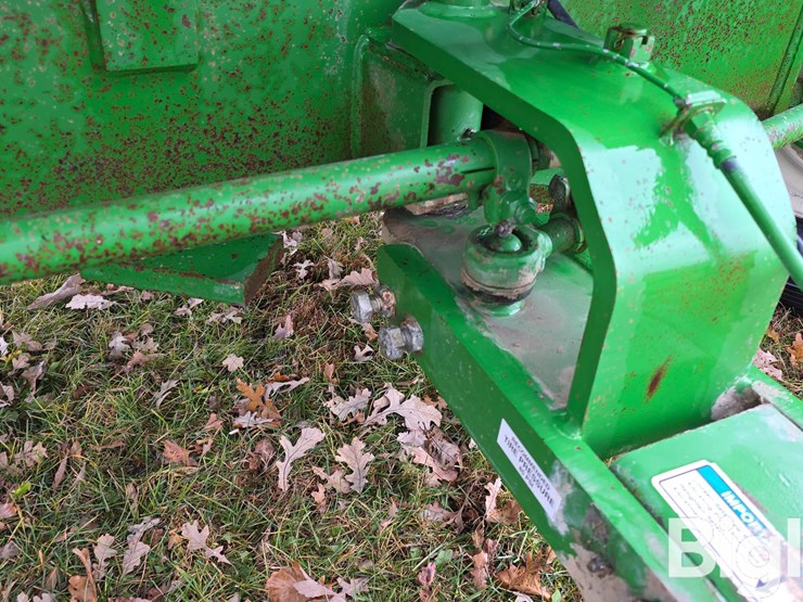 unverferth-brent-gt-644-gravity-wagon-image-13