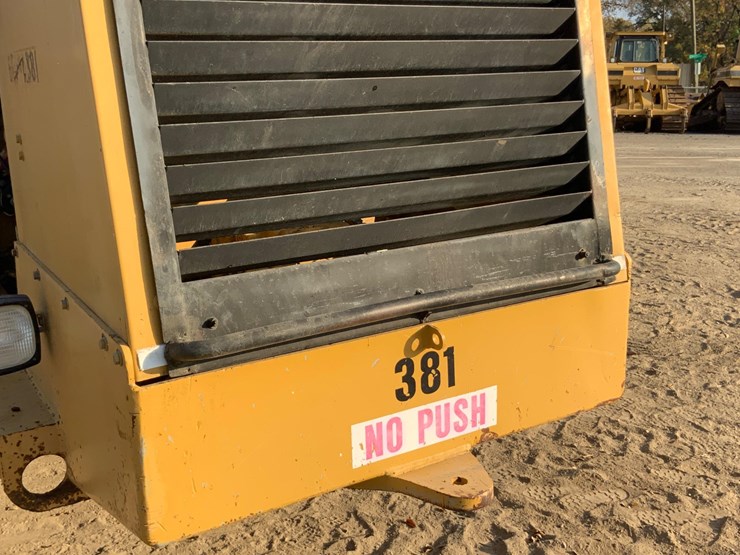 1996-caterpillar-ss-250-image-11