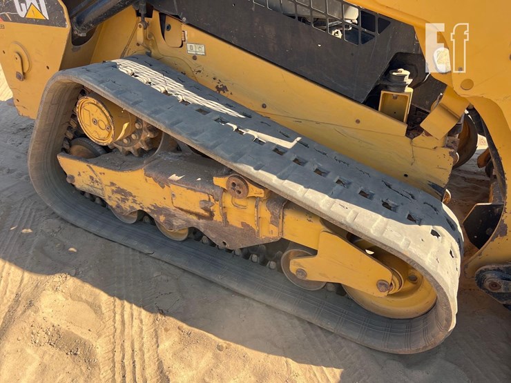 2017-caterpillar-259d-image-13