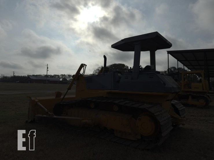 komatsu-d65px-12-image-7