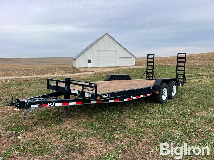 2018-pj-trailers-18+2'-heavy-duty-t/a-trailer-image-1
