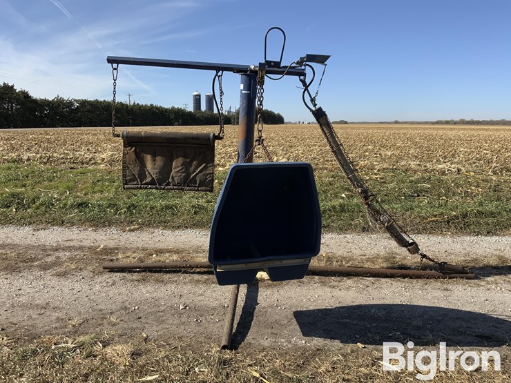 lewis-cattle-oiler-image-8