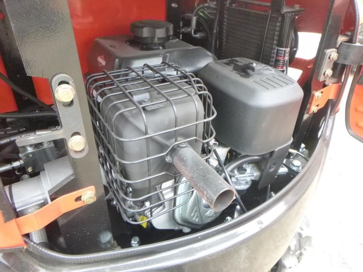 2025-tpm-16-hydraulic-excavator-image-24