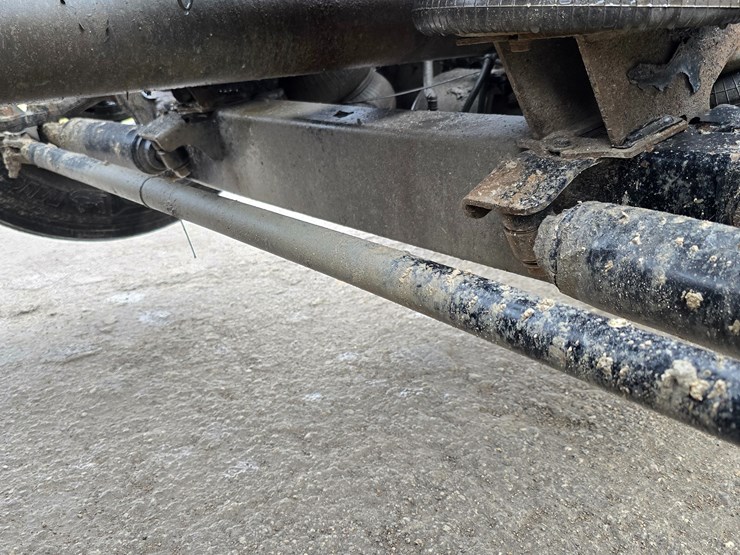 peterbilt-367-image-105