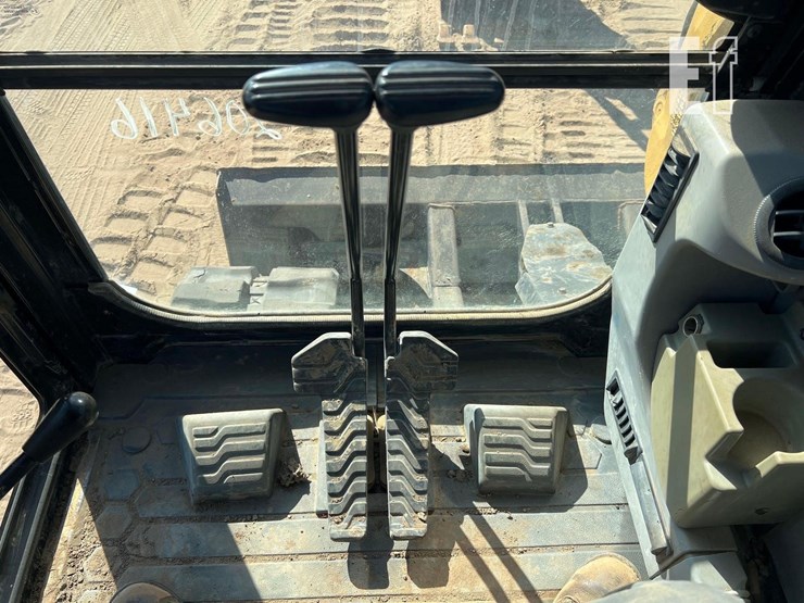 2014-caterpillar-308e2-cr-image-33