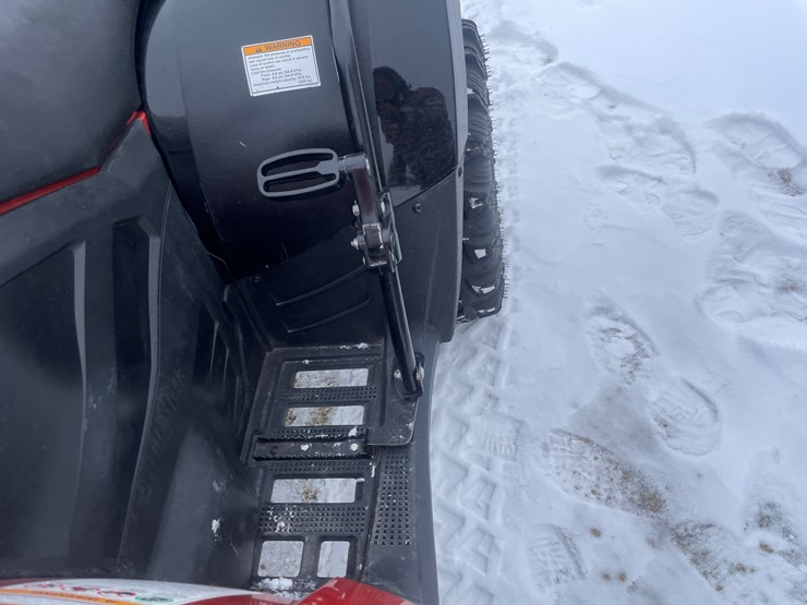 #1071-•-2014-arctic-cat-image-23