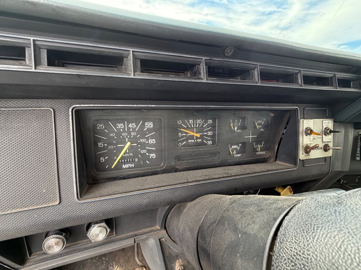 1994-ford-f700-image-26