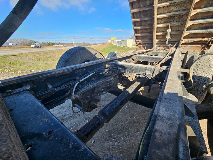 peterbilt-379-image-47