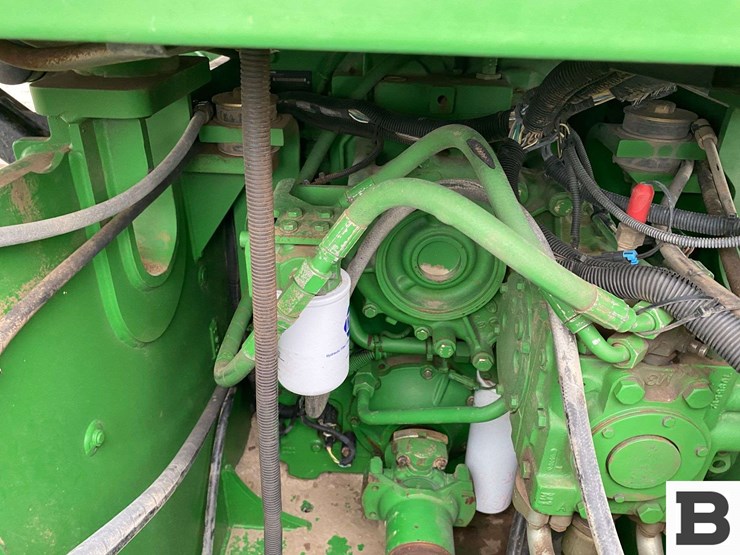 2004-joh-deere-9320t-tractor-image-47