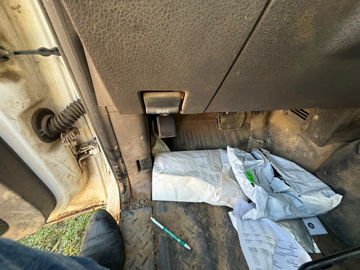 2010-ford-f150-image-47