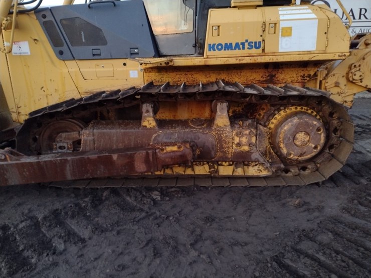 komatsu-d65ex-15-image-19