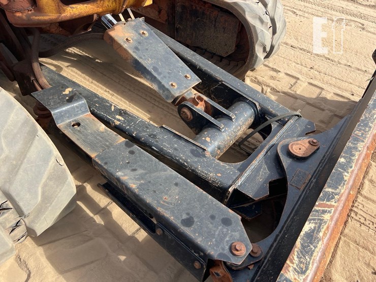 caterpillar-305e2-cr-image-26