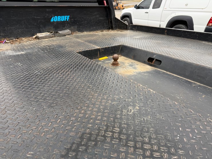 chevrolet-3500hd-image-9