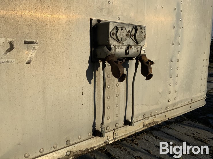 1960-timpte-t/a-nurse-tank-van-trailer-image-12