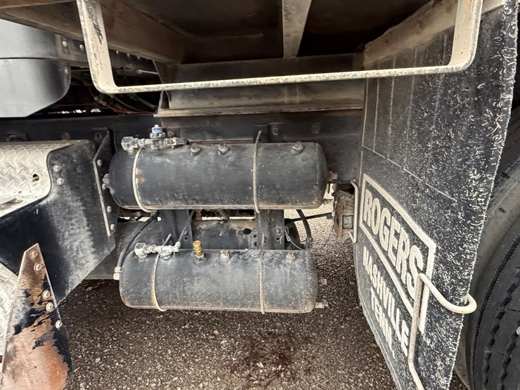 kenworth-t800-image-14