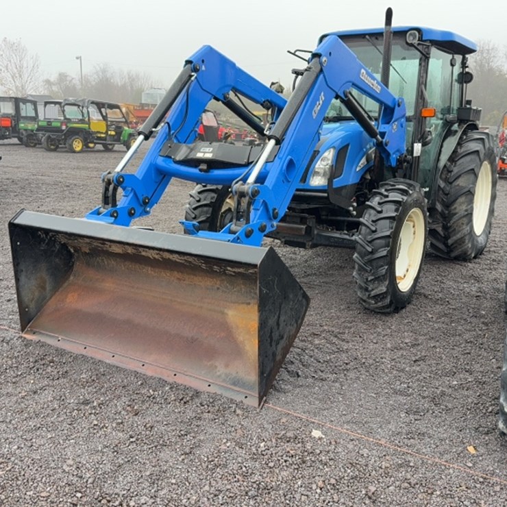 NEW HOLLAND TN75SA