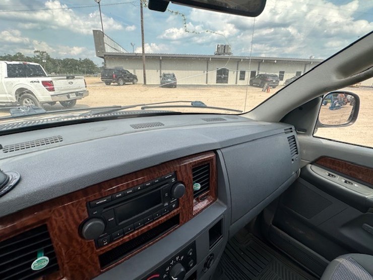 dodge-ram-1500-image-45