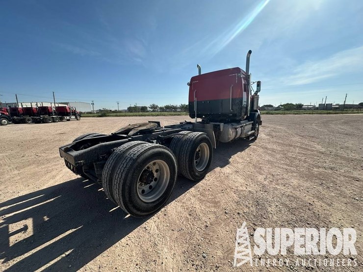 2013-western-star-4900-image-3