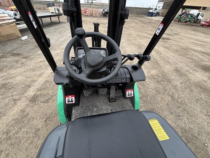 2020-mitsubishi-fg25n-image-18