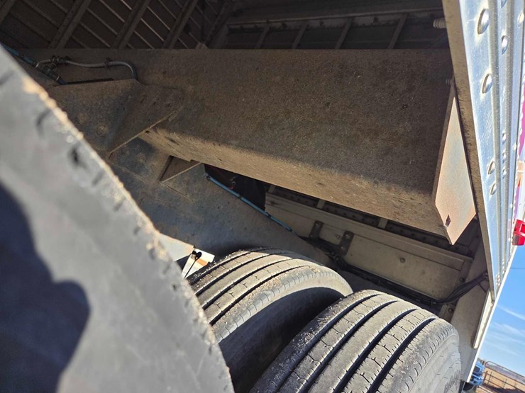 2013-timpte-super-hopper-image-22