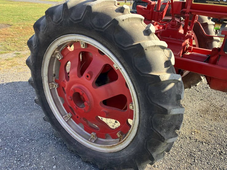 #122326-•-ih-f-20-image-7