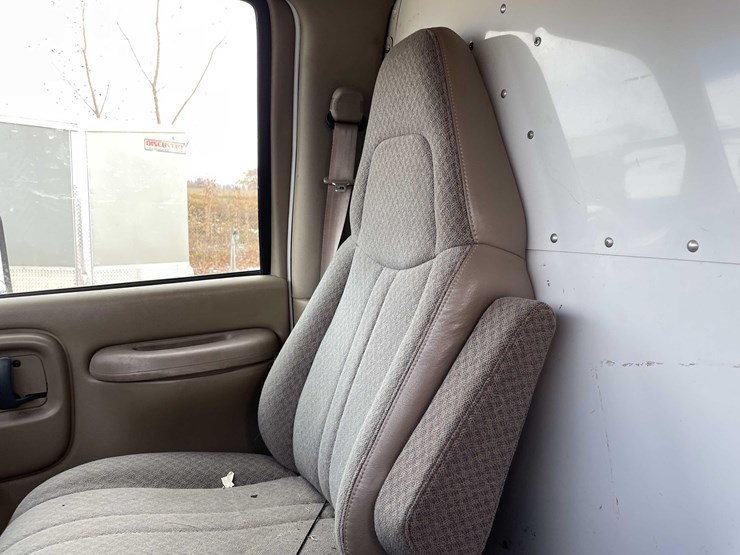 chevrolet-express-3500-image-62