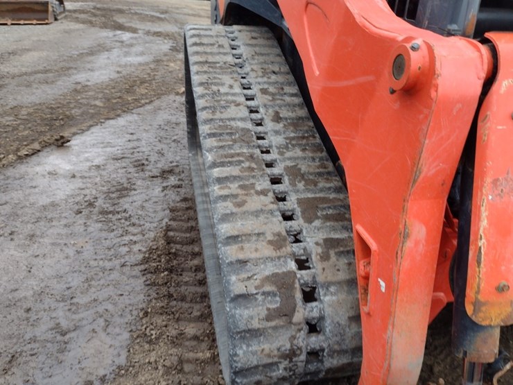 kubota-svl97-2-image-35