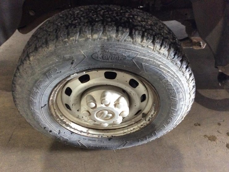 2005-dodge-2500-image-5