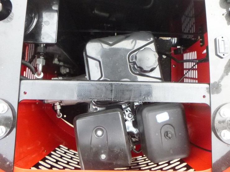 2025-vicsec-vc13-hydraulic-excavator-image-22