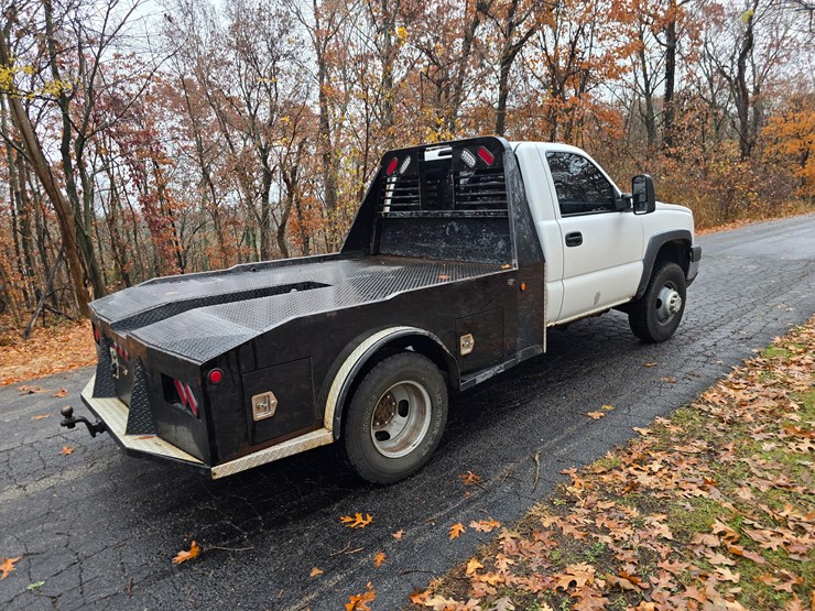 chevrolet-silverado-3500-image-18