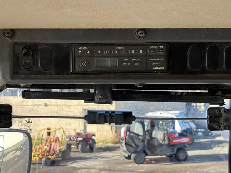 2014-komatsu-wa380-7-image-46