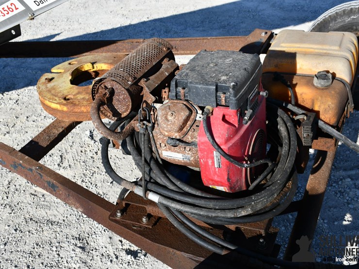 layco-20"x30'-belted-auger-image-18