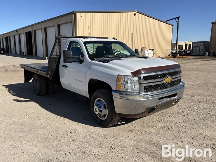 chevrolet-silverado-3500-image-3