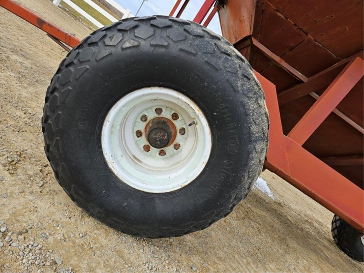 m&w-little-red-wagon-image-16