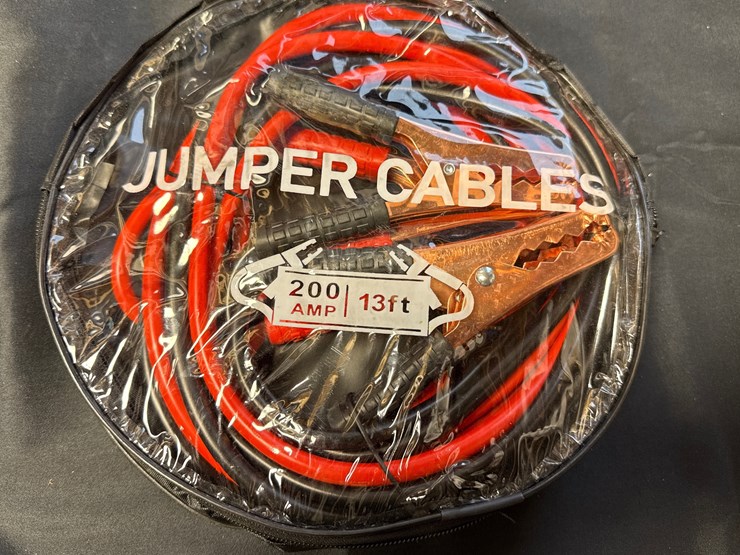 #3070-•-13’-200-amp-jumper-cables-image-1