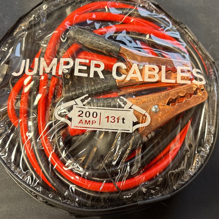 #3070 • 13’ 200 AMP Jumper Cables