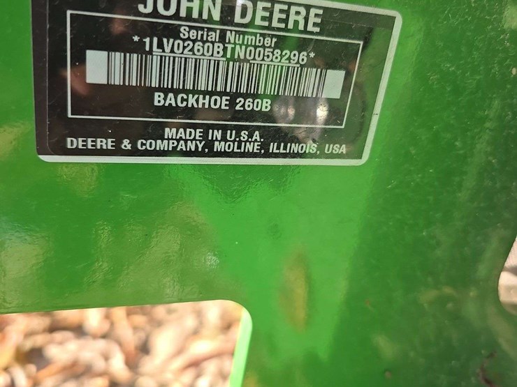 john-deere-260b-3pt-backhoe,-seat,-hyd.-driven,-with-12''-bucket,-low-use,-out-riggers-image-5