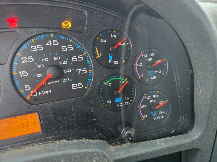 international-durastar-4300-image-57