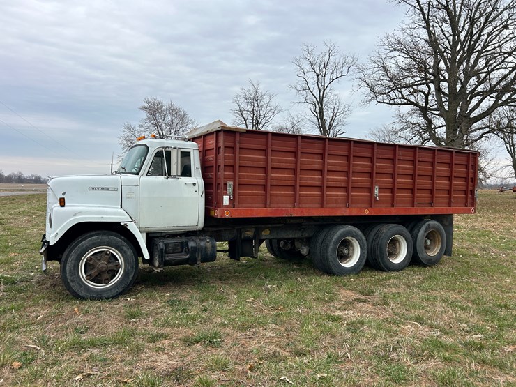 international-fleetstar-image-1