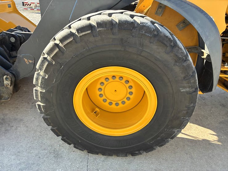 #122215-•-2019-jd-524l-#1dw524lzekf700961-image-62