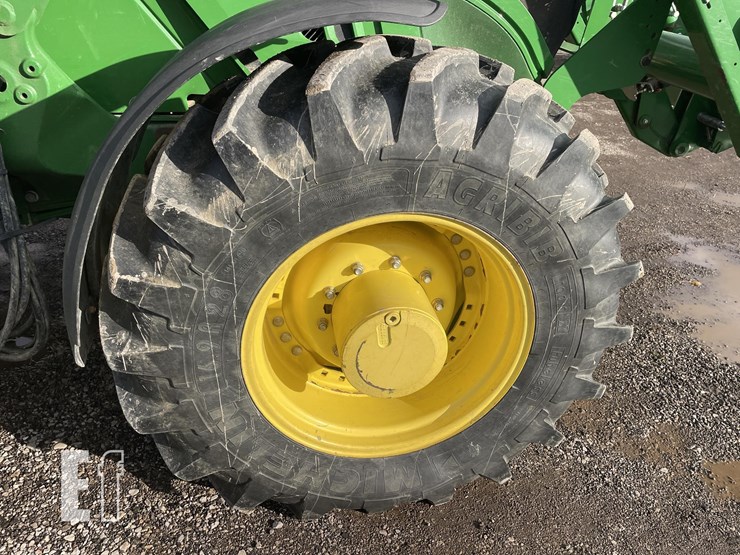 2013-john-deere-6150r-image-11