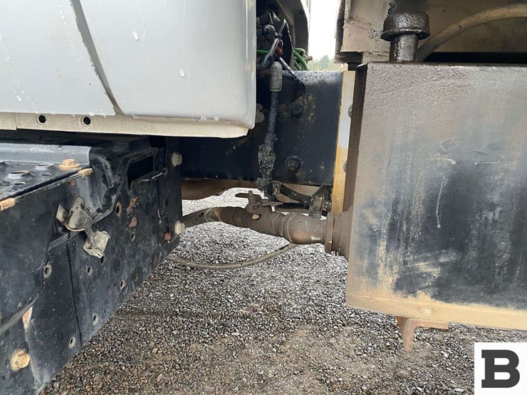 2006-ford-f750-image-17