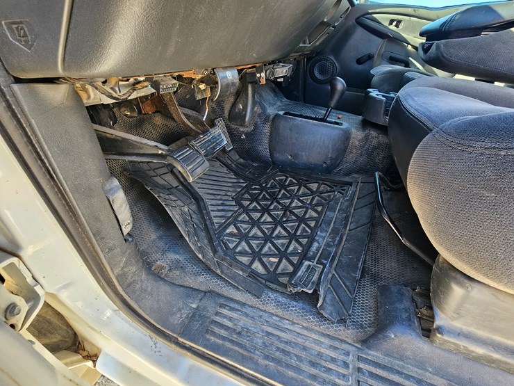 chevrolet-silverado-3500-image-37